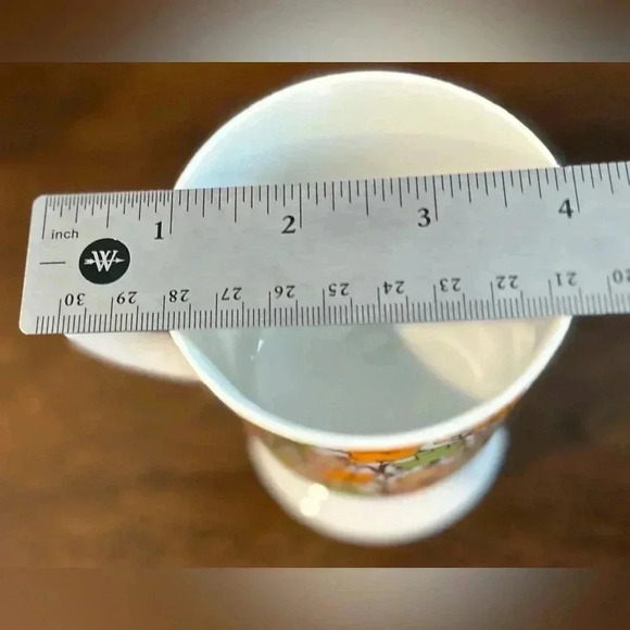 Vintage Mid-Century Chintz Floral Pedestal Footed Coffee Mug Excellent Condition - Picture 8 of 8